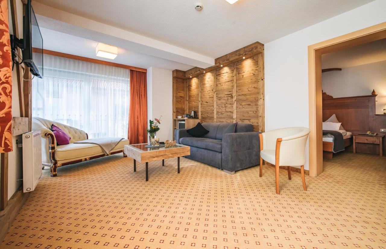 Arlen Lodge Hotel Inkl Premium Karte Im Sommer ซังคท์อันทอนอัมอาร์ลแบร์ก ภายนอก รูปภาพ
