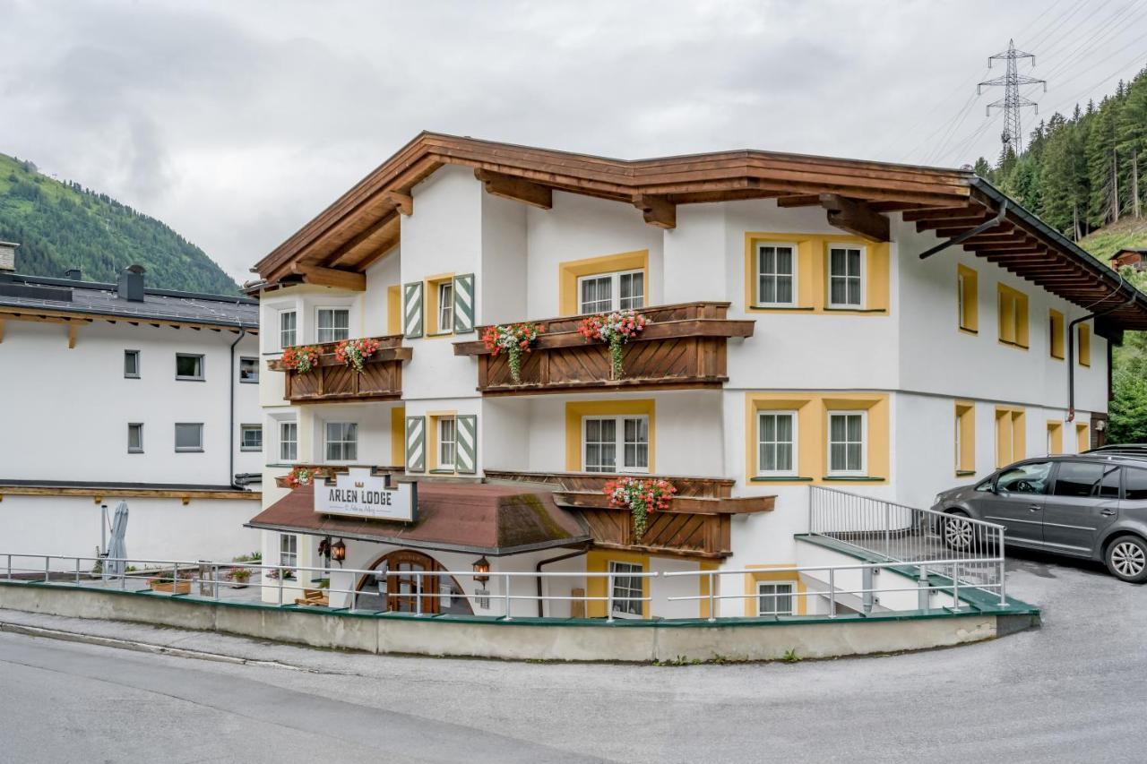 Arlen Lodge Hotel Inkl Premium Karte Im Sommer ซังคท์อันทอนอัมอาร์ลแบร์ก ภายนอก รูปภาพ