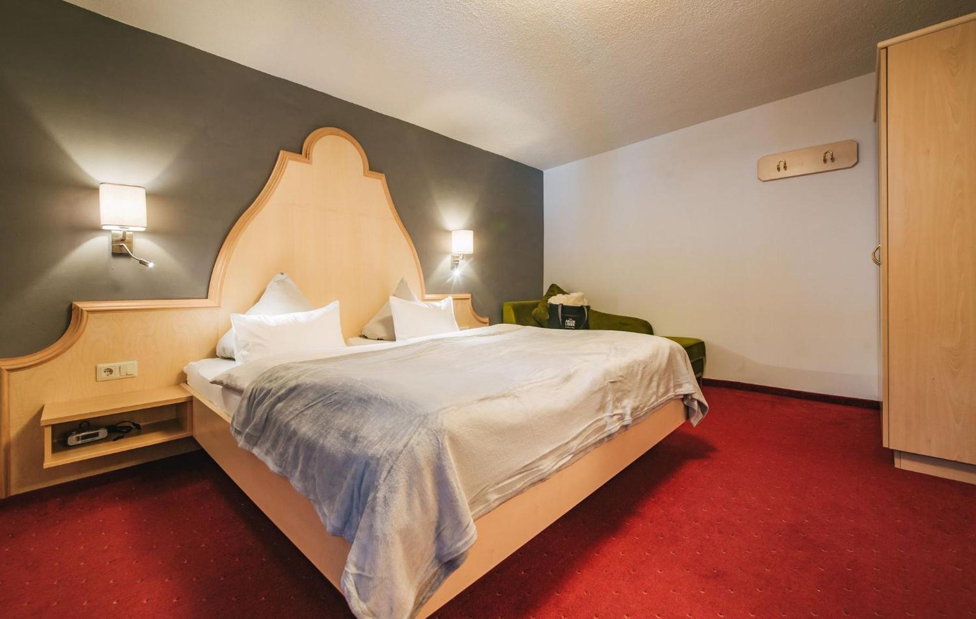 Arlen Lodge Hotel Inkl Premium Karte Im Sommer ซังคท์อันทอนอัมอาร์ลแบร์ก ภายนอก รูปภาพ